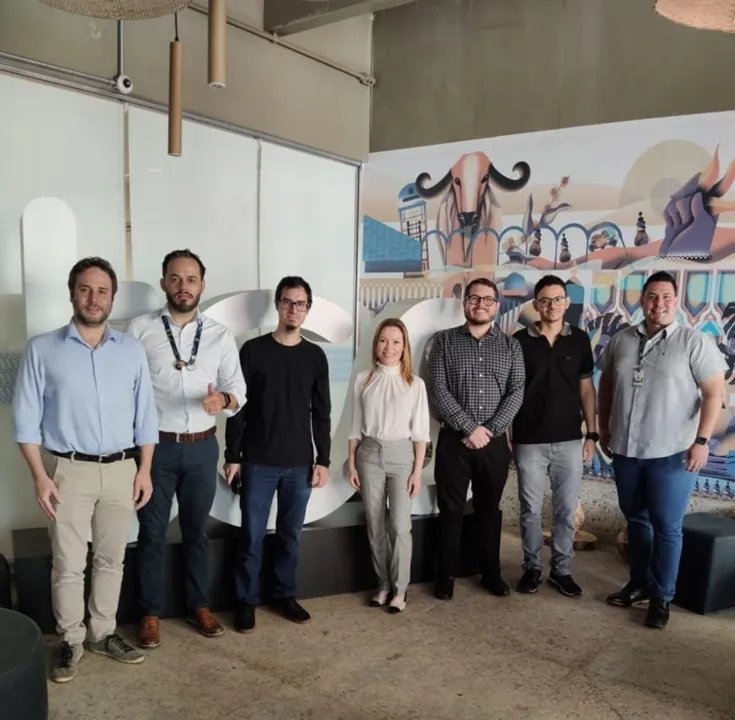 Comitiva de Arapongas realiza reunião técnica com empresa indiana