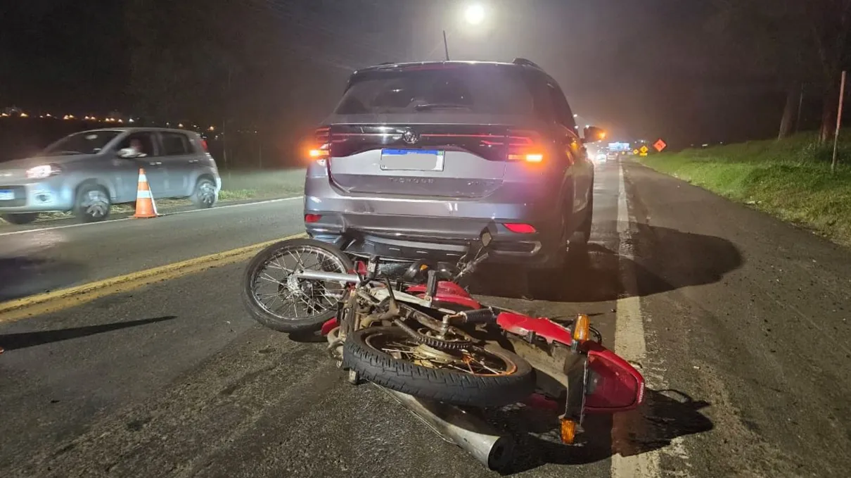 Motociclista bateu na traseira de T-Cross