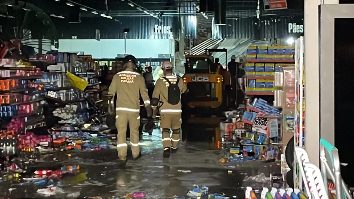 Na ocasião três pessoas morreram e 12 ficaram feridas.