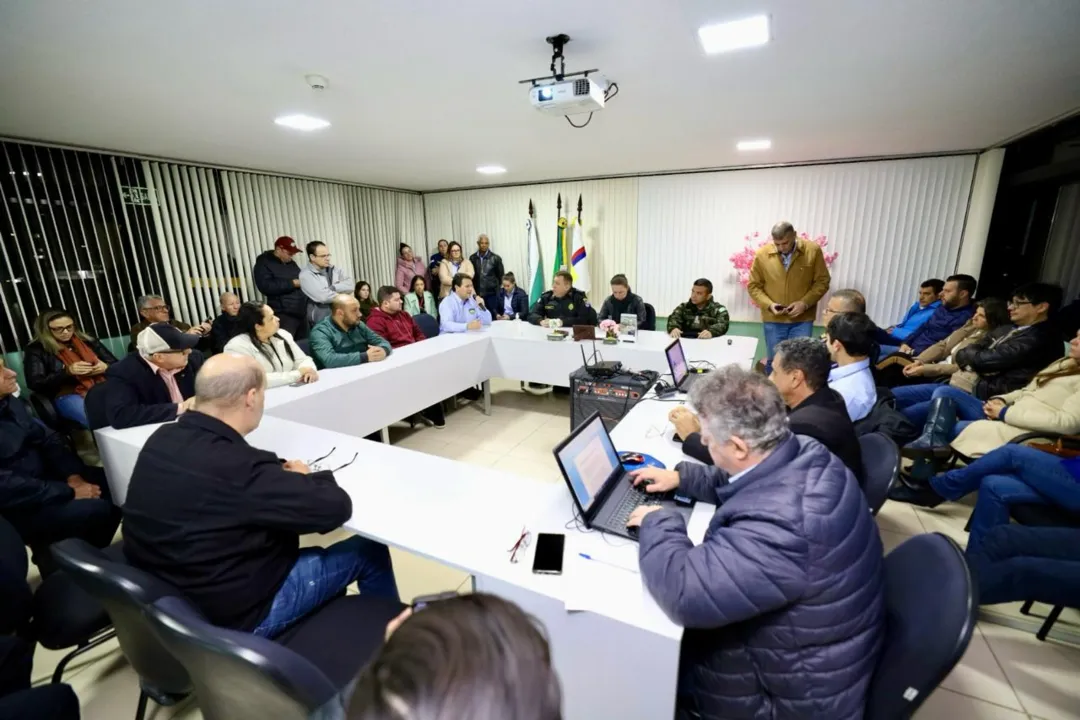 Reunião ocorreu na Sala das Cerejeiras do Cine Teatro Fênix