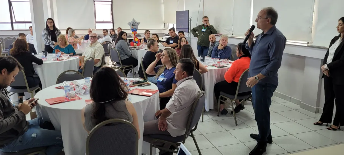 Rodada de negócios da Acia reúne 36 empresas em Apucarana