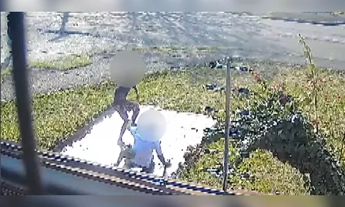 Idoso se queixa de sujeira na rua e é violentamente agredido por jovem