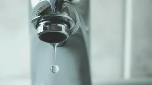 A Sanepar sugere que cada imóvel tenha uma caixa-d’água de pelo menos 500 litros