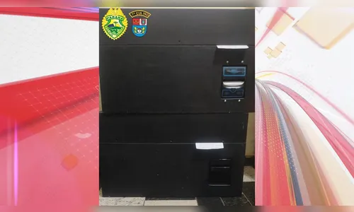 Duas máquinas caça-níqueis são apreendidas pela PM em Arapongas