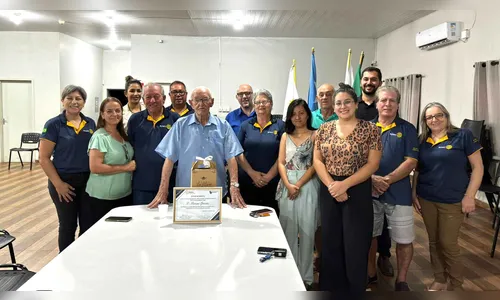 Padre Romano Gnesotto recebe homenagem do Rotary Club de Jardim Alegre