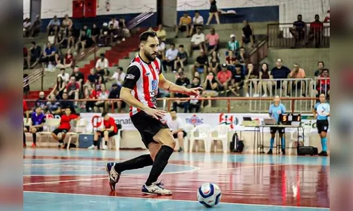 Apucarana Futsal vence e reassume a liderança na Série Prata
