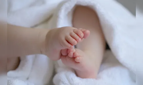 Bebê de 8 meses engasga e PM é acionada em Arapongas