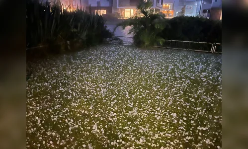 Além de enchente, cidade do RS enfrenta chuva de granizo; veja