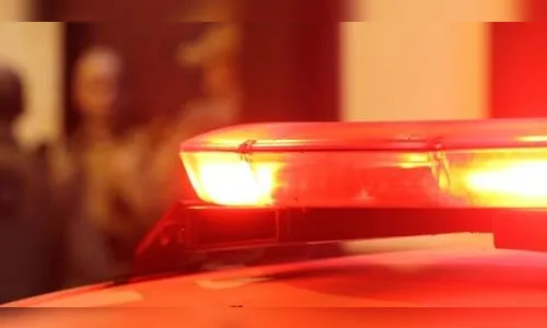 Criminosos arrombam loja na madrugada em Ivaiporã e causam danos