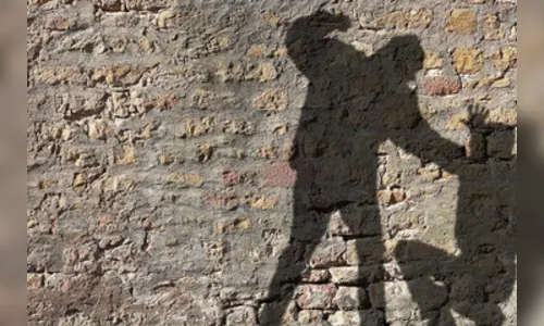 Homem tem braço quebrado ao ser espancado em Apucarana