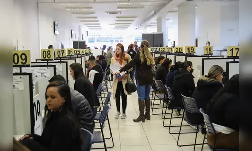 Agências do Trabalhador do Paraná iniciam a semana com 20,7 mil vagas