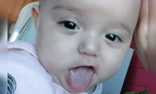 Mãe procura bebê que desapareceu após barco virar no RS