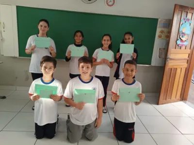 Alunos da rede municipal escreveram cartas para vítimas