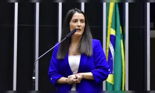 Quem era Amália Barros, deputada que morreu aos 39 anos