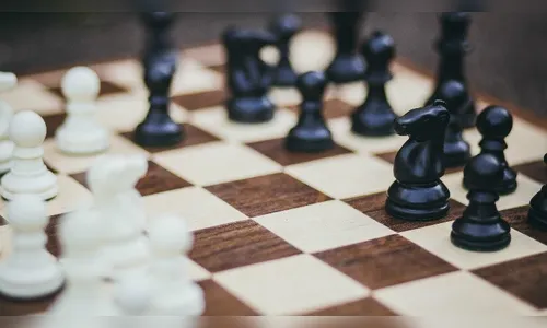 Arapongas oferece aulas gratuitas de xadrez; saiba como participar