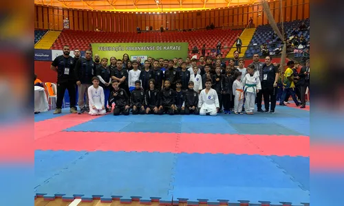 Equipe de Apucarana conquista 19 medalhas no Paranaense de Karatê