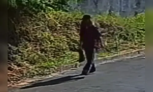 Polícia divulga vídeo de pessoa suspeita de atacar jovem com ácido