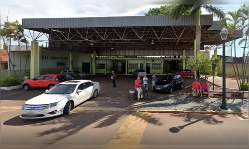 Homem é hospitalizado após ser esfaqueado em rodoviária de Sabáudia