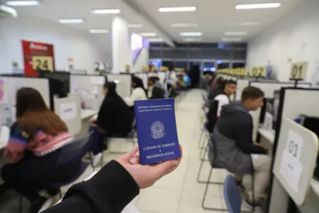 Com 36 mil vagas, Paraná liderou contratação de jovens no 1º trimestre