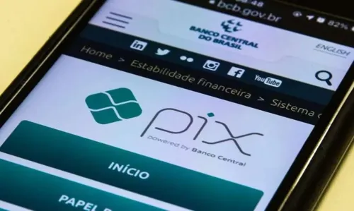 Ela acionou a polícia após orientação do banco