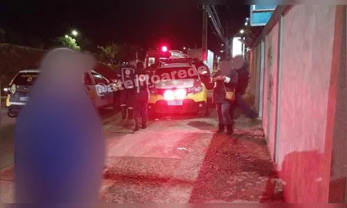 Homem invade escola e esfaqueia três estudantes no Paraná