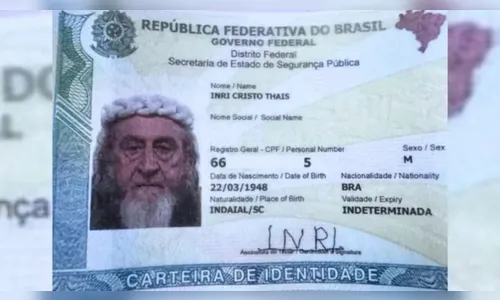 Homem que afirma ser Jesus usa lei e muda nome para Inri Cristo