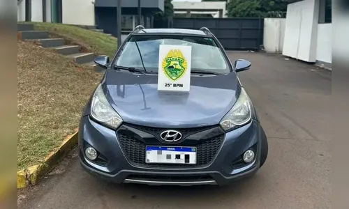 Homem que já se passou por policial é preso com carro roubado