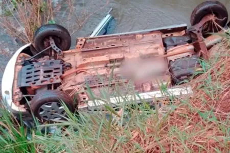 Idosa de 71 anos morre ao cair com carro dentro de rio em Campo Mourão