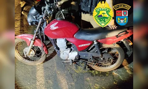 Moto furtada é localizada pela PM dentro de buraco