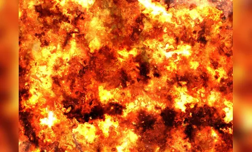 Mulher ateia fogo em policial militar ao incendiar a própria moto