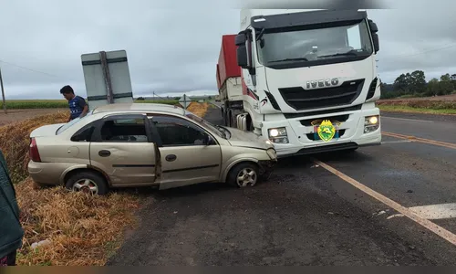 Acidente entre carro e caminhão é registrado em Cruzmaltina