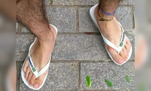 Homem é impedido de entrar em estabelecimento por estar de chinelos