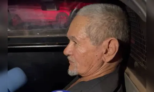 Idoso é preso ao atirar em vizinhos e matar mãe e filho; assista vídeo