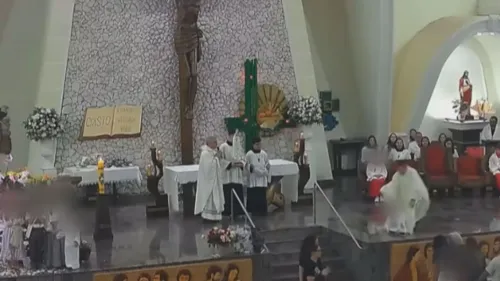 O episódio ocorreu durante uma missa no santuário Eucarístico de Cianorte