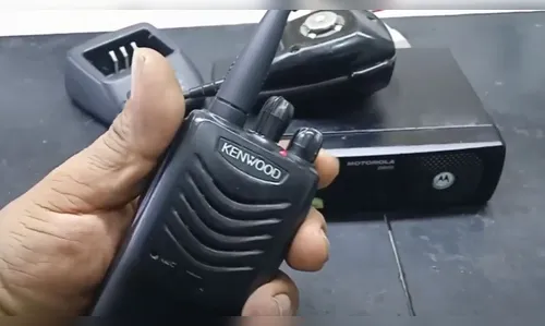 PM apreende rádio amador ilegal em abordagem de trânsito na região