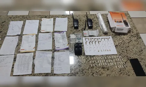 PM é acionada após tiros no 'Sumatra' e apreende cocaína e crack