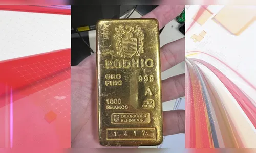 PF prende chinês com barra de ouro no Aeroporto de Foz do Iguaçu