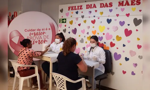 Alunos do Cerávolo levam alegria para mães em tratamento contra câncer