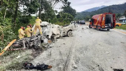 Pó branco tomou conta dos veículos