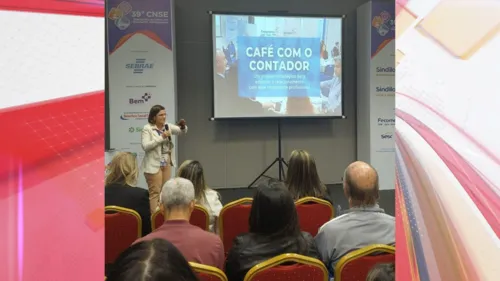 Presidente do Sivana, Aída Assunção, durante apresentação do projeto Café com o Contador