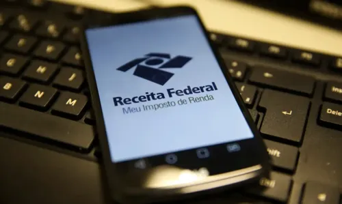 Leilão da Receita: Smartphones a R$ 150, MacBooks e PS4; Confira