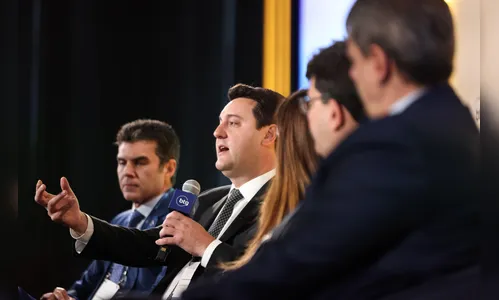 Governador apresenta nos EUA modelo de crescimento sustentável do PR