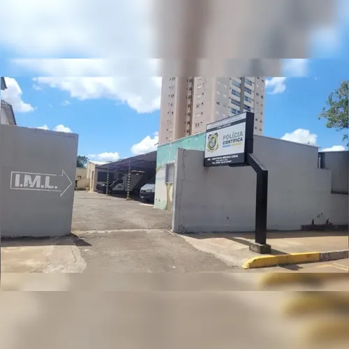 Foragido morre após colidir moto contra poste durante fuga da polícia
