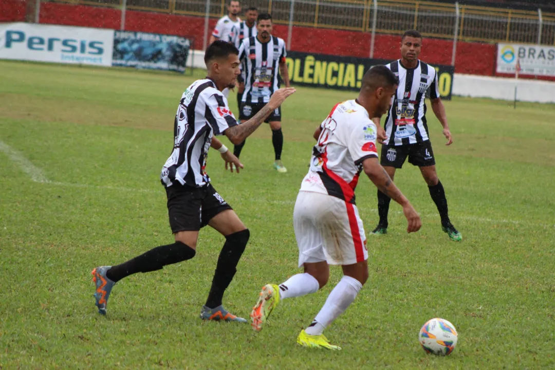 Apucarana Sports no jogo contra o Grêmio Maringá