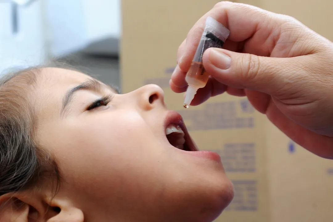 Dia D de vacinação contra a poliomielite será neste sábado em todo Paraná