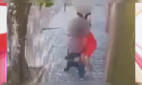 Mulher que sequestrou filho há 45 dias devolve a criança à Justiça