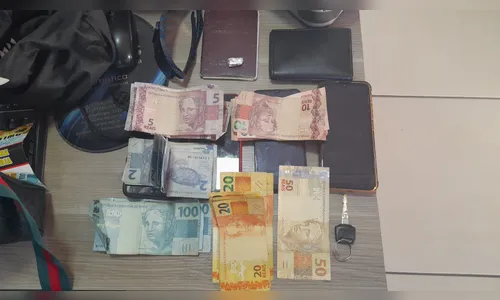 Envolvidos em agiotagem assustam moradores e são presos com drogas