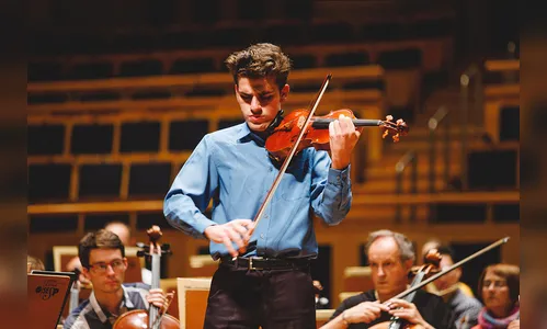 Violinista Guido Sant’Anna se apresenta com Orquestra Sinfônica do PR