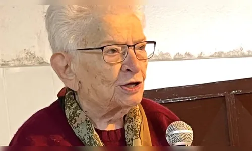 Luiza Erundina passa mal na Câmara e vai para UTI