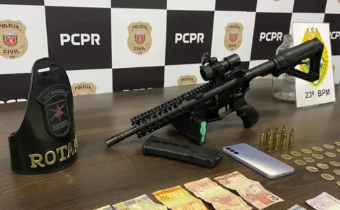 O fuzil Colt M4 Carbine calibre 5.56 custa cerca de R$ 50 mil e pode disparar de 700 a 830 tiros por minuto